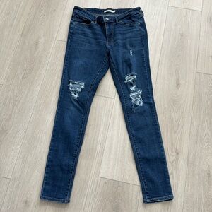 Women’s Levi’s 711 skinny jeans long size 30